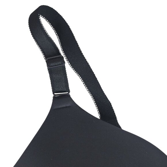 Torrid Curve Dream WireFree Bra Black 42B Full Coverage Adj Seamless Criss Cross - Picture 4 of 10